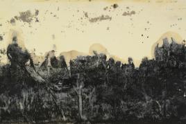 Norbert Pümpel o. T., (Unbestimmtes Land), 2017, Ölfarbe und Bitumen auf Wenzhou Papier, 69 x 130 cm