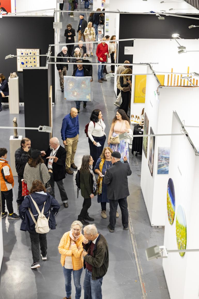 ARTfair Innsbruck Kunstmesse Besucher Ausstellung Olympiaworld 2026